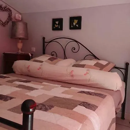 בית הארחה Le Paillet Rouge 3*